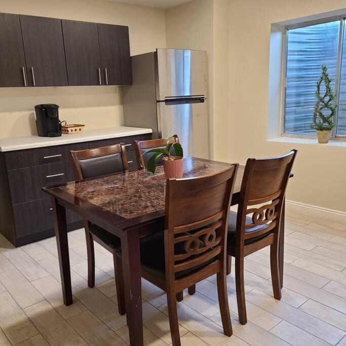 Entire Huge Basement! Fast Wifi! Private Entrance! Villa Salt Lake City Exterior photo