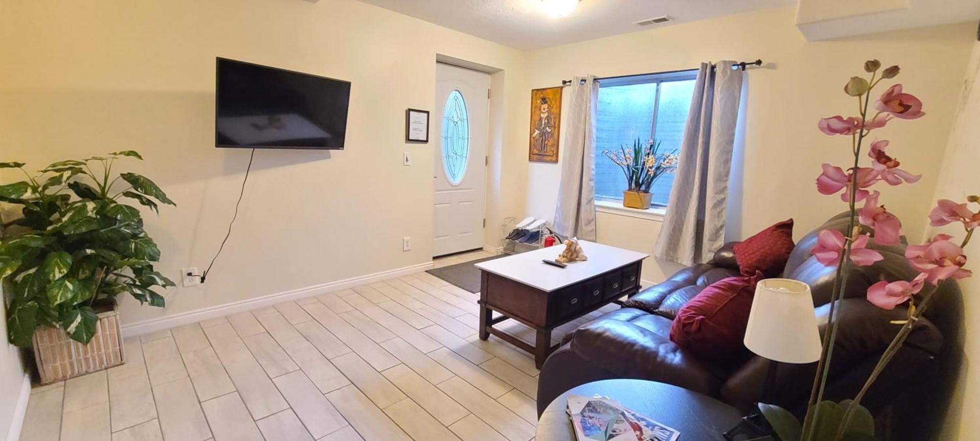 Entire Huge Basement! Fast Wifi! Private Entrance! Villa Salt Lake City Exterior photo